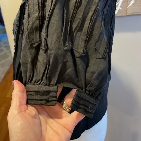 BCBGMAXAZRIA black textured cocktail black jacket, short sleeve - Picture 5 of 9